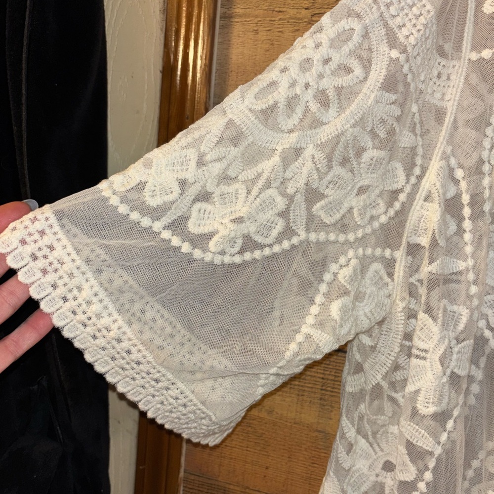 Indigo Poppy Lace Duster - Picture 3 of 5